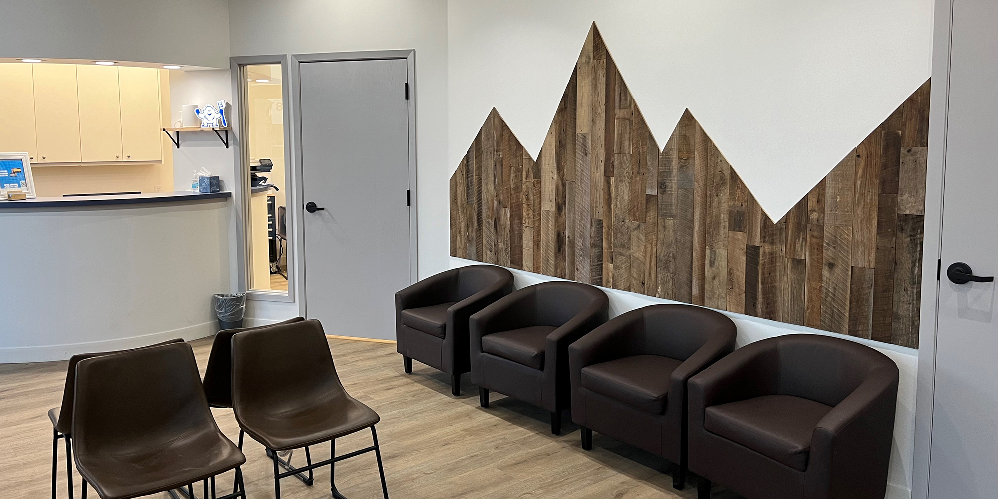 Lobby waiting room for dental practice